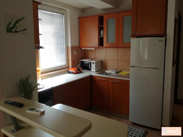 СЕ ИЗДАВА ДВОСОБЕН СТАН ВО ЦЕНТАР/РАМСТОР