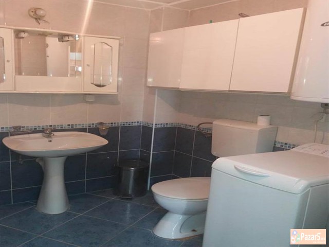 СЕ ИЗДАВА ДВОСОБЕН СТАН КАЈ Н.ЖЕЛЕЗНИЧКА