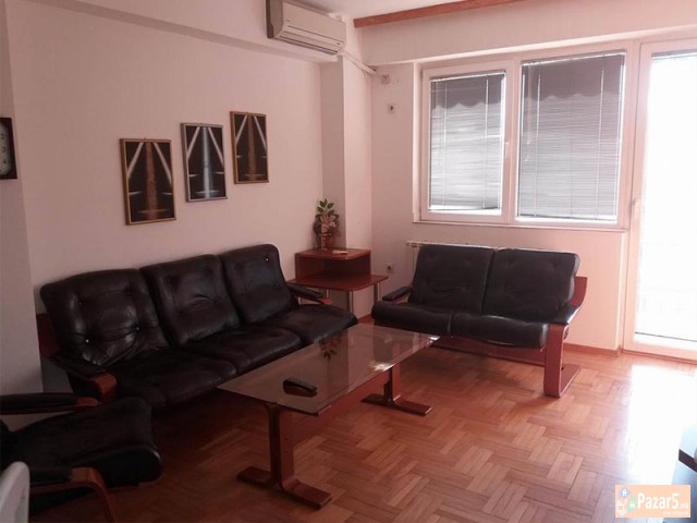 СЕ ИЗДАВА ДВОСОБЕН СТАН КАЈ Н.ЖЕЛЕЗНИЧКА