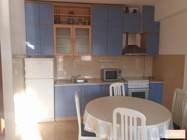 СЕ ИЗДАВА ДВОСОБЕН СТАН КАЈ Н.ЖЕЛЕЗНИЧКА