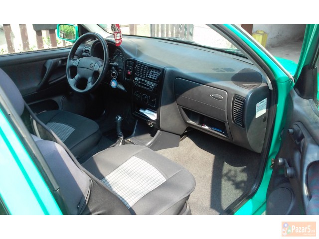 Polo Vo Odlicna Sostojba / 700 Evra