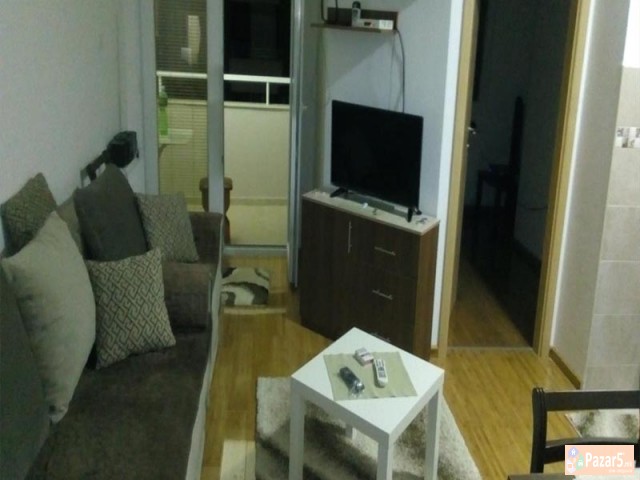 СЕ ИЗДАВА ДВОСОБЕН СТАН ВО АЕРОДРОМ