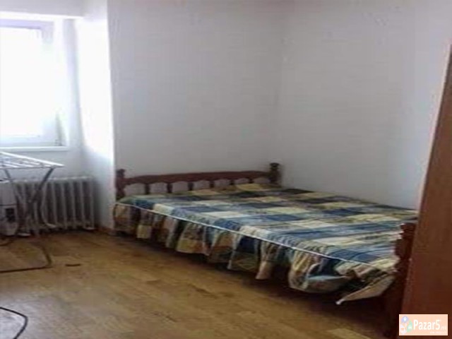 СЕ ИЗДАВА ТРОСОБЕН СТАН КАЈ УНИВЕРЗАЛНА САЛА