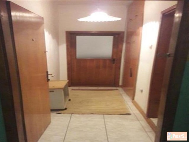 СЕ ИЗДАВА ДВОСОБЕН СТАН ВО ЦЕНТАР