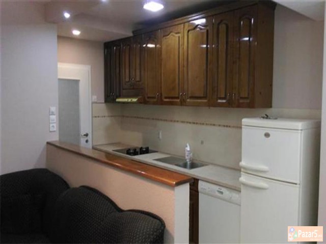 СЕ ИЗДАВА 4-СОБЕН СТАН ВО КАПИШТЕЦ