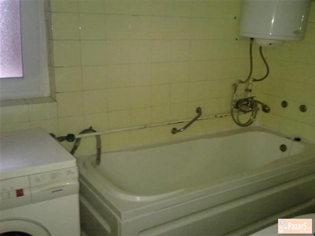 СЕ ИЗДАВА ТРОСОБЕН СТАН ВО ЦЕНТАР