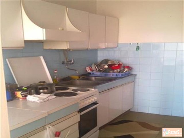 СЕ ИЗДАВА ТРОСОБЕН СТАН ВО ЦЕНТАР