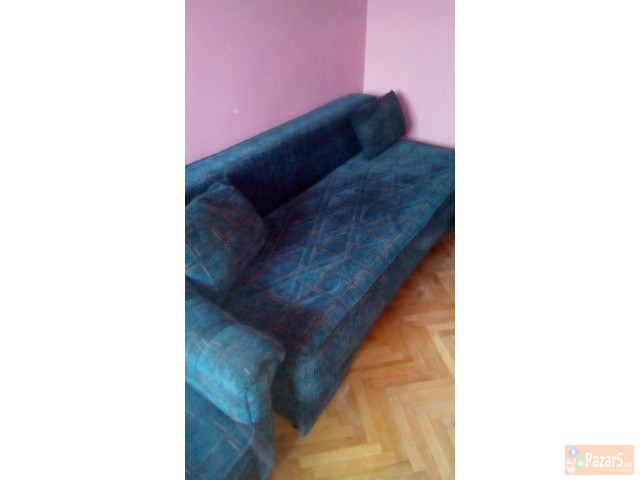 Krevet (lezaj) I Fotelja