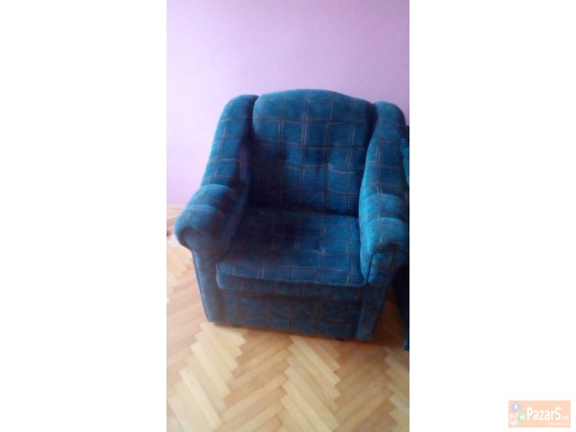 Krevet (lezaj) I Fotelja