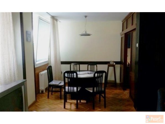 Се издава трособен стан кај Соборен Храм