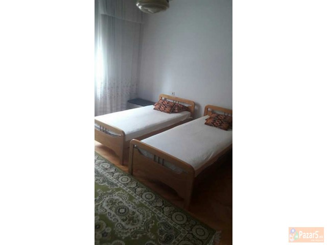 Се издава стан со три спални кај Бугарска Амбасада