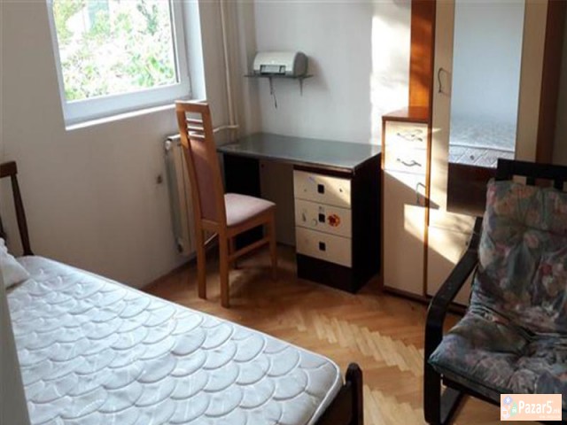 СЕ ИЗДАВА ТРОСОБЕН СТАН ВО АЕРОДРОМ