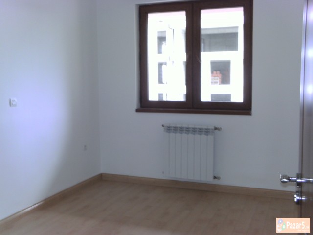  СЕ ПРОДАВА 3 И 4 СОБЕН СТАН ВО ТАФТАЛИЏЕ 