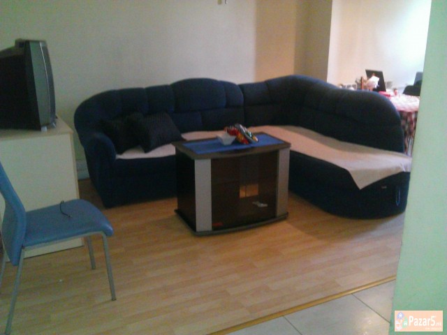 Izdavam Novo Komplet Namesteno Stance Vo Kisela Vo