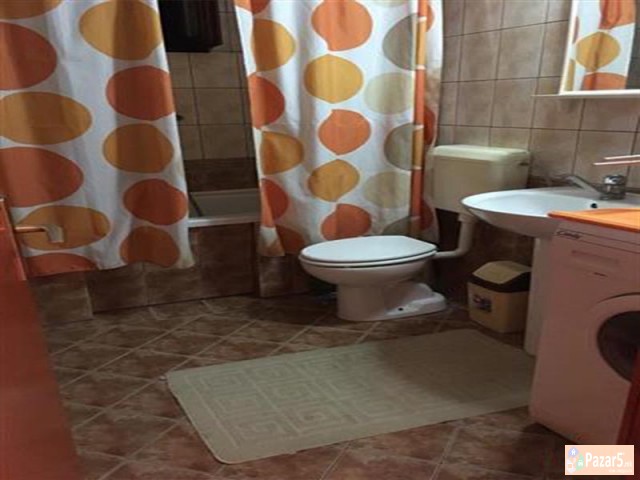 СЕ ИЗДАВА ТРОСОБЕН СТАН ВО ДЕБАР МААЛО