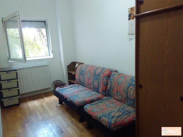  СЕ ИЗДАВА ТРОСОБЕН СТАН ВО КИСЕЛА ВОДА