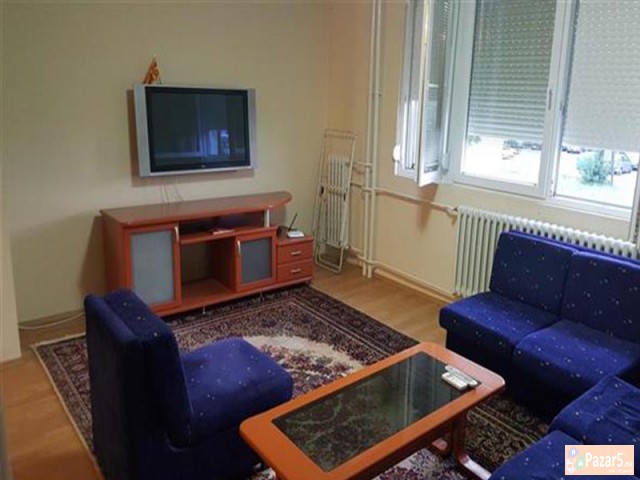 СЕ ИЗДАВА ТРОСОБЕН СТАН КАЈ НОВА ЖЕЛЕЗНИЧКА