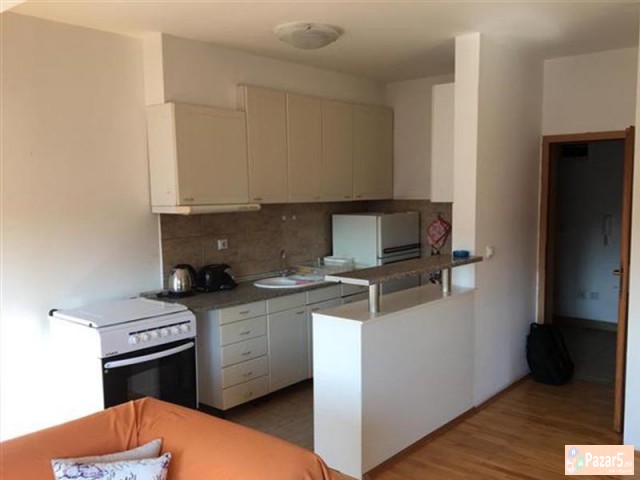 СЕ ИЗДАВА НОВ ДВОСОБЕН СТАН ВО КИСЕЛА ВОДА