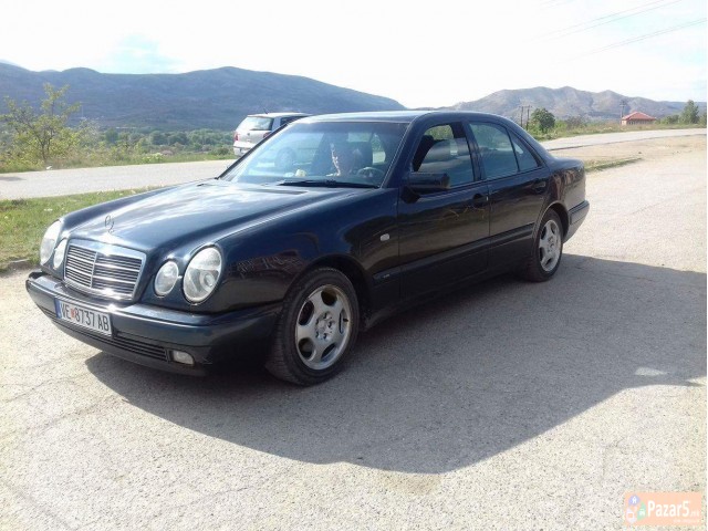 Mercedes E 220 D