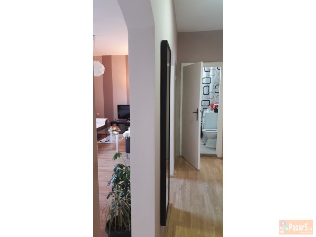 Реновиран двособен стан кај Нова железничка