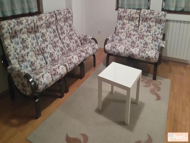 СЕ ИЗДАВА ДВОСОБЕН СТАН ВО ЦЕНТАР