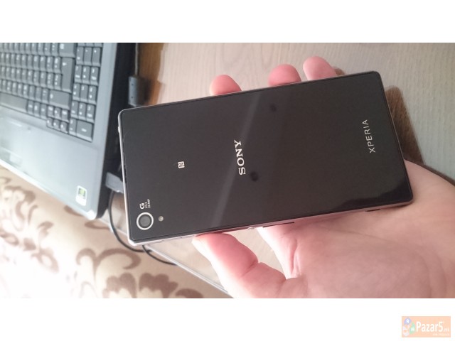 Prodavam Sony Xperia Z1 , Bez Grebka , Baterija De