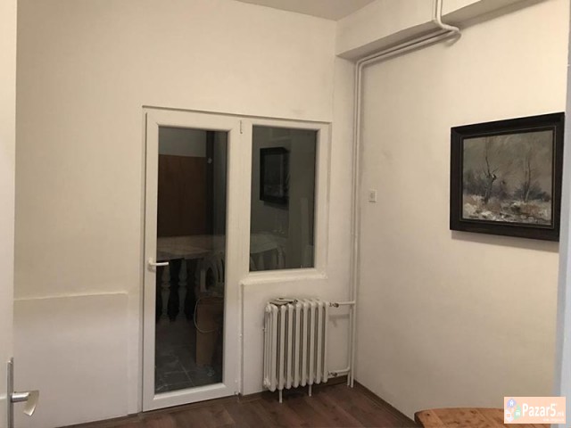 СЕ ИЗДАВА ТРОСОБЕН СТАН ВО АЕРОДРОМ