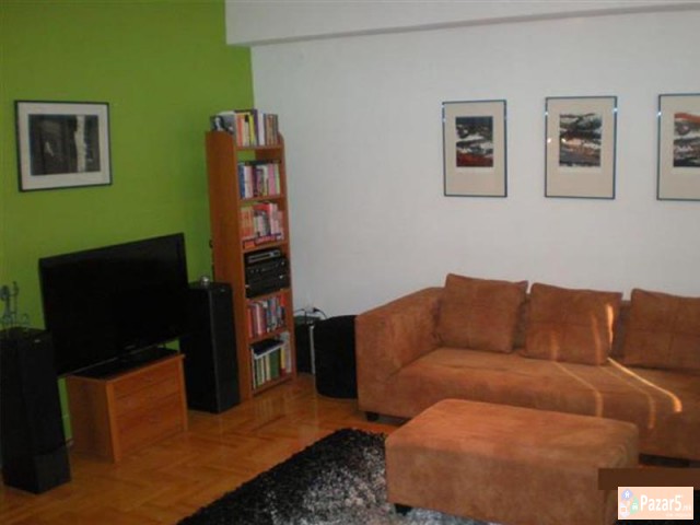 СЕ ИЗДАВА ДВОСОБЕН СТАН ВО КИСЕЛА ВОДА