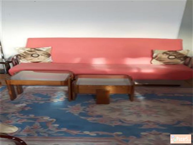 СЕ ИЗДАВА ТРОСОБЕН СТАН КАЈ НОВА ЖЕЛЕЗНИЧКА