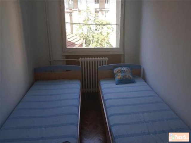 СЕ ИЗДАВА ТРОСОБЕН СТАН ВО ЦЕНТАР