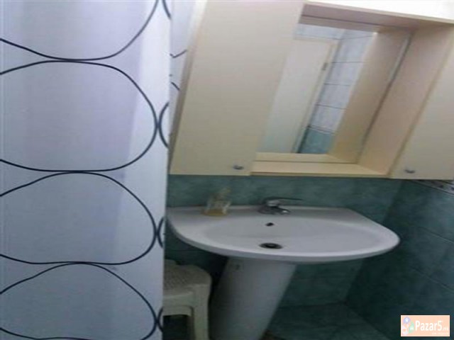 СЕ ИЗДАВА ТРОСОБЕН СТАН ВО КИСЕЛА ВОДА