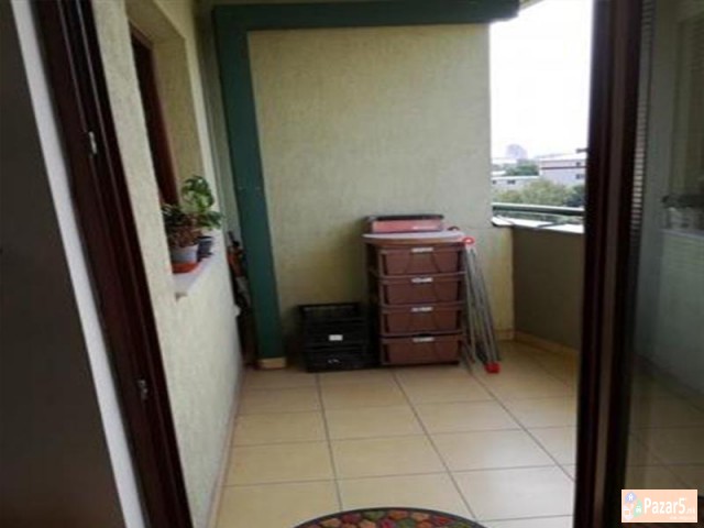 СЕ ИЗДАВА ТРОСОБЕН СТАН ВО ЦЕНТАР