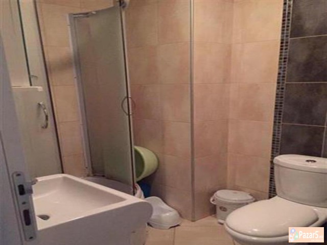 СЕ ИЗДАВА ТРОСОБЕН СТАН ВО ДЕБАР МААЛО