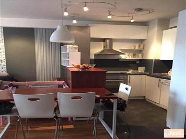 СЕ ИЗДАВА ТРОСОБЕН СТАН ВО ДЕБАР МААЛО