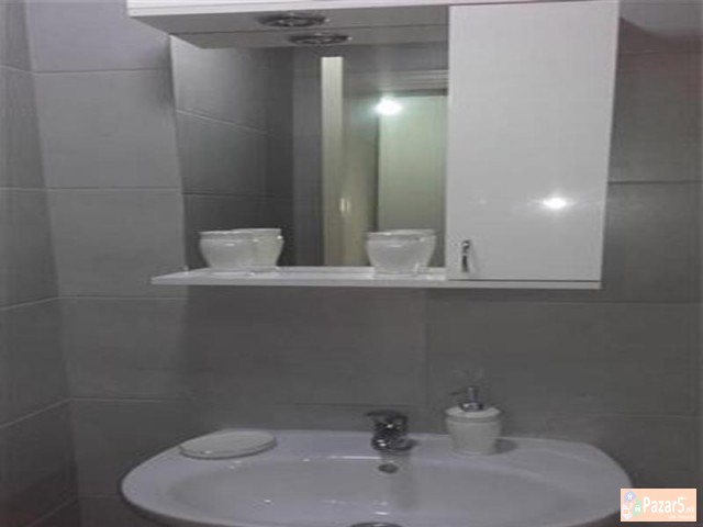 СЕ ИЗДАВА НОВ НЕВСЕЛУВАН ТРОСОБЕН СТАН ВО ЦЕНТАР