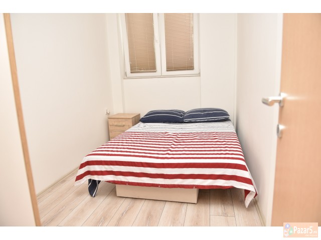 Се издава пријатен еднособен стан / For Rent