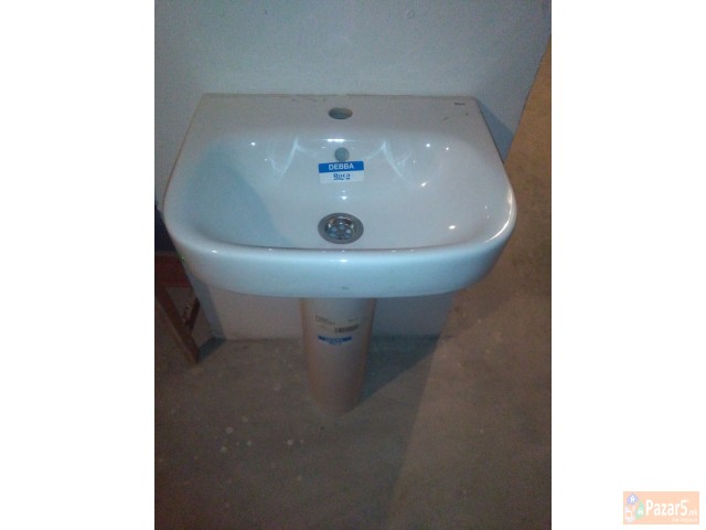 Продавам лавабо со чизма