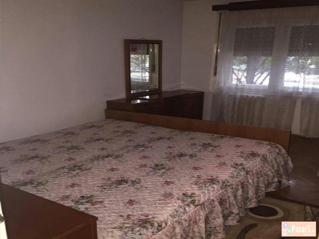  СЕ ИЗДАВА ДВОСОБЕН СТАН ВО КАРПОШ 2