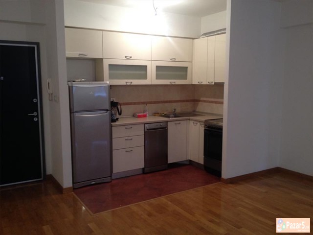 Se Izdava Deloven Prostor Vo Centar