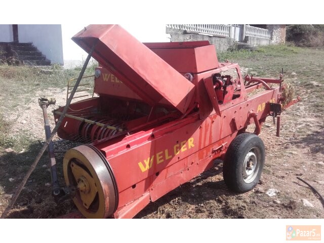 Се продава балирачка Welger (45)