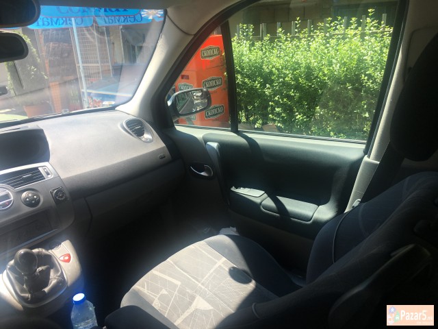 Renault Scenic 1.9 Registrirano Do 15.08.2018