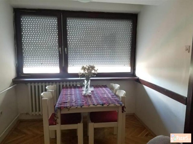 СЕ ИЗДАВА ДВОСОБЕН СТАН ВО ДЕБАР МААЛО