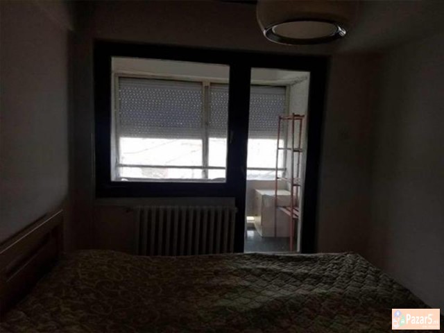 СЕ ИЗДАВА ДВОСОБЕН СТАН ВО ДЕБАР МААЛО