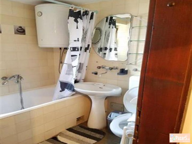 СЕ ИЗДАВА ДВОСОБЕН СТАН ВО ДЕБАР МААЛО