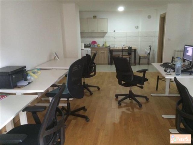 СЕ ИЗДАВА ТРОСОБЕН ПРАЗЕН СТАН ВО АЕРОДРОМ