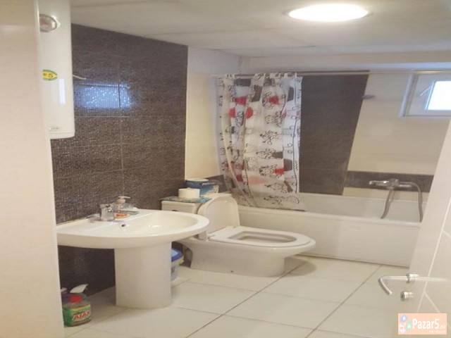 СЕ ИЗДАВА ТРОСОБЕН СТАН ВО НОВО ЛИСИЧЕ