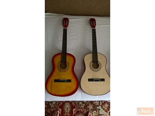 Se Prodava Gitara Nova