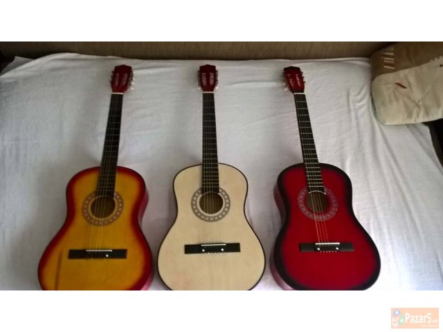 Se Prodava Gitara Nova