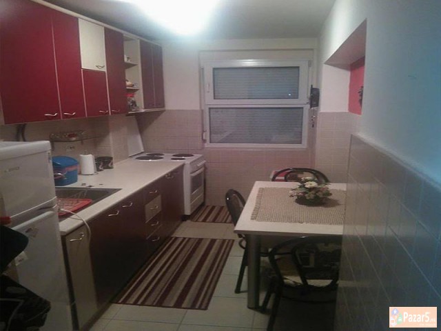 СЕ ИЗДАВА ТРОСОБЕН СТАН ВО КАРПОШ 2