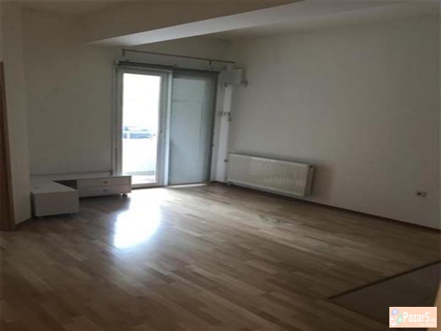 СЕ ИЗДАВА ПРАЗЕН СТАН ВО КИСЛЕА ВОДА